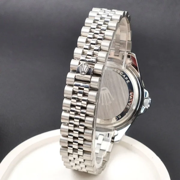 Travel Style Silver Chain | Blue Black Bezel